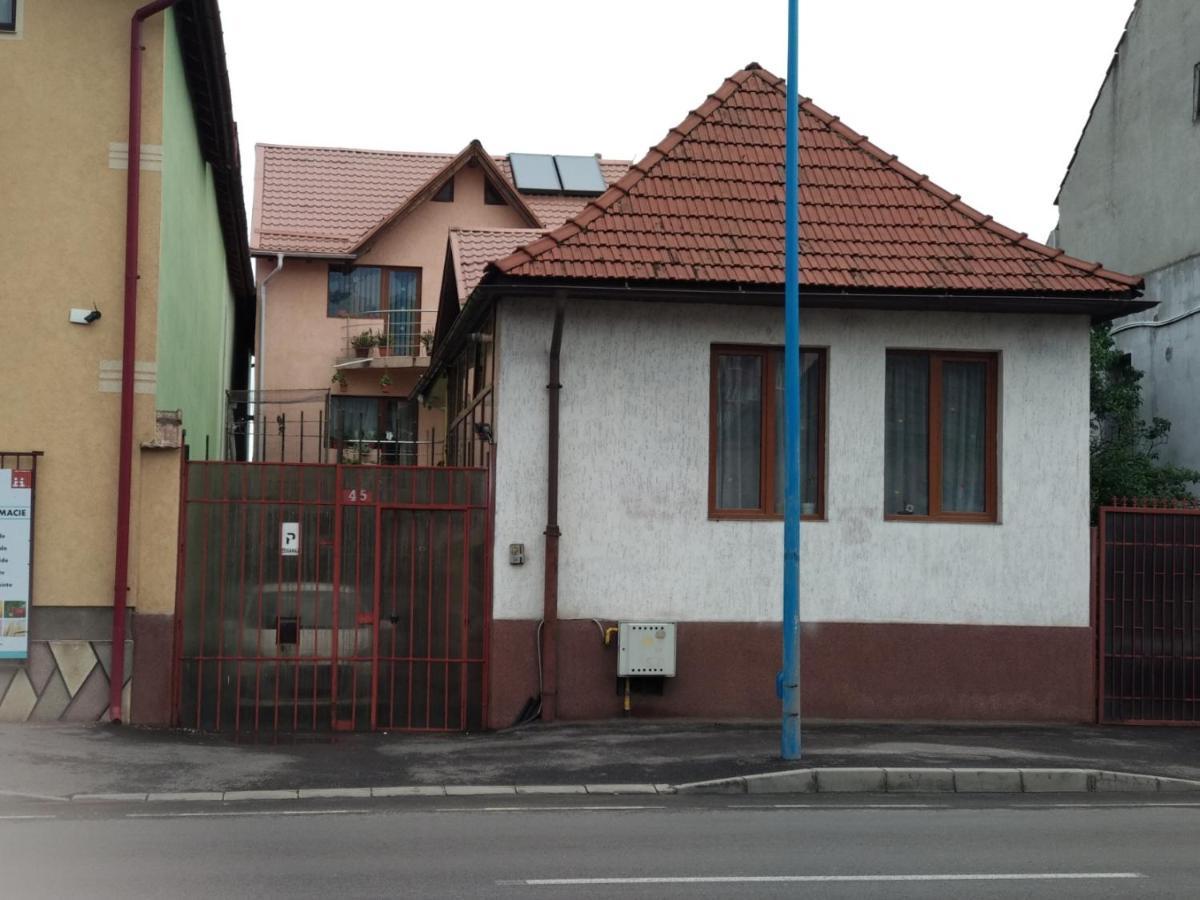 Casa Charlot Apartment *
